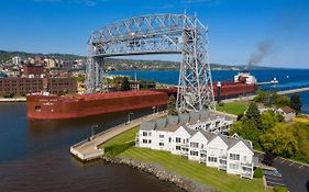 South Pier Inn Duluth Minnesota